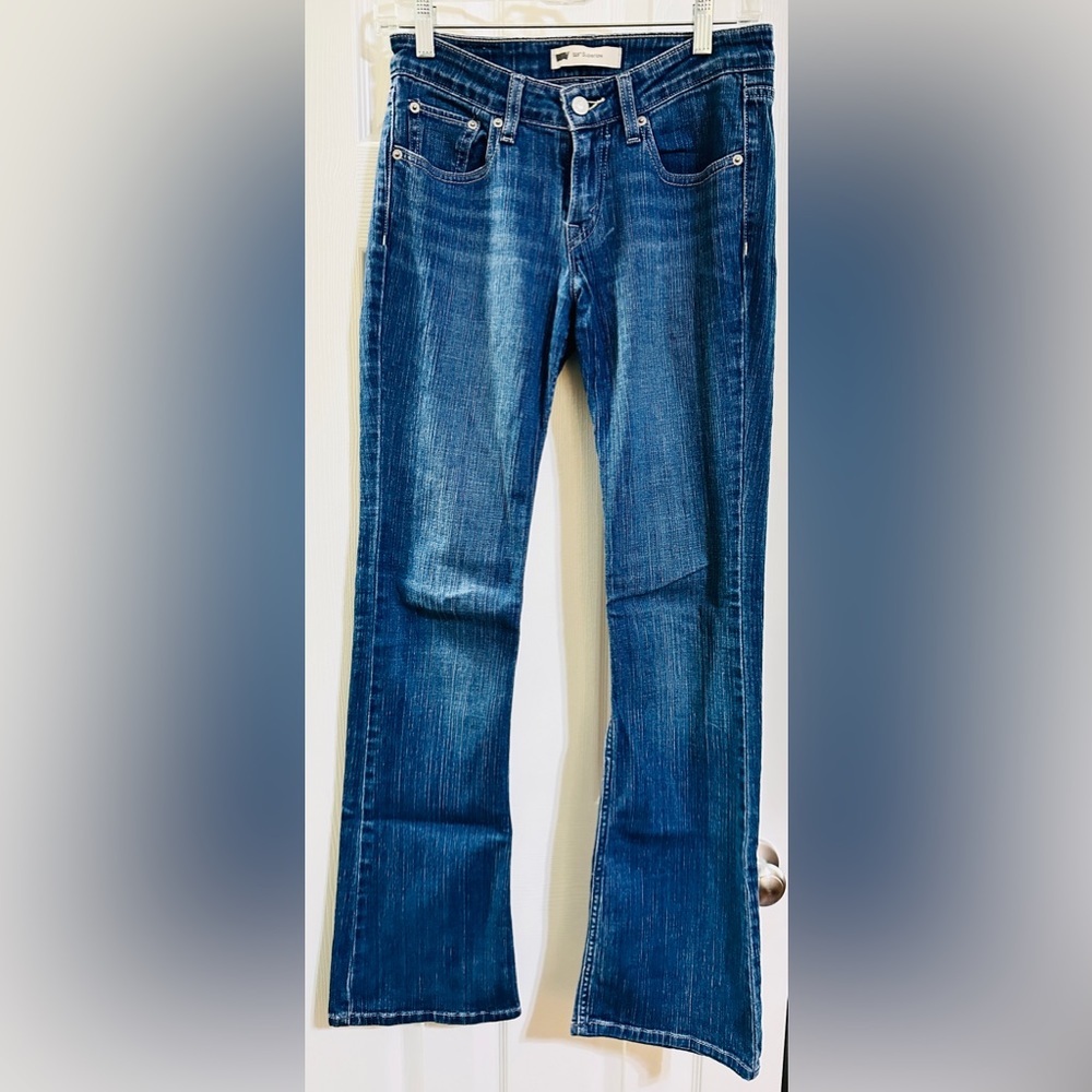 Levi’s 518 SuperLow Jeans size 3L (W26 L34)